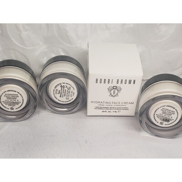 NEW
Bobbi Brown BUNDLE
2-Hydrating Face Cream
1-Extra Repair Moisture Cream-mini - Picture 1 of 3